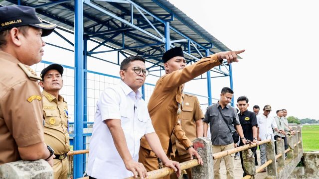 Gubernur Andra Soni Kebut Normalisasi Sungai Cirarab untuk Cegah Banjir Tangerang Raya