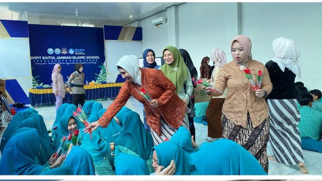 Polwan Polda Lampung Wujudkan Semangat Kartini melalui Pengabdian dan Prestasi