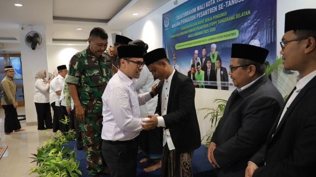Pondok Pesantren Jadi Pilar Penting Penopang IPM Tertinggi Tangsel di Banten