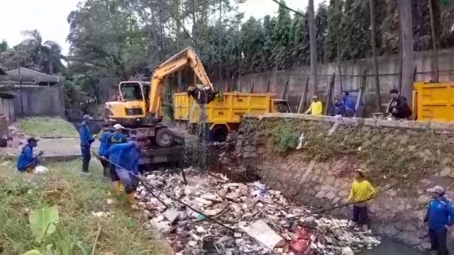 Cegah Banjir, Gubernur Banten dan Wali Kota Tangerang Gencarkan Gerakan Bebersih Kali