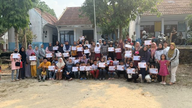 Kawal Pendidikan di Lebak, Ketua DPRD Juwita Wulandari Salurkan PIP Aspirasi Bonnie Triana