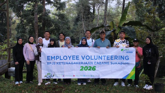 BPJamsostek Sukabumi Gelar Employee Volunteering dengan Melakukan Penanaman Pohon