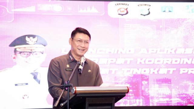 Pemprov Banten Buat Gerakan Ayah Mengambil Rapor Anak ke Sekolah