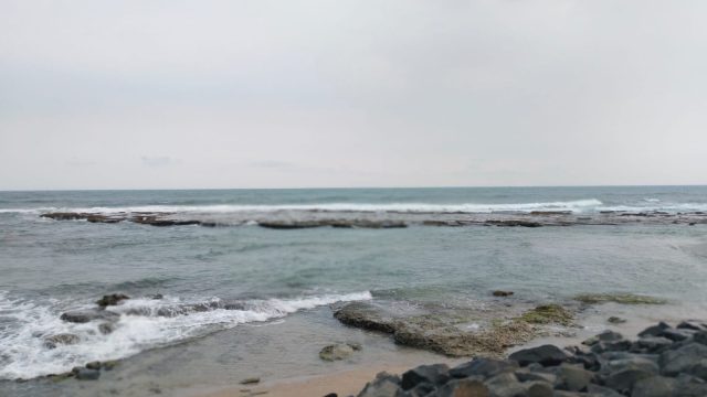 Dua Wisatawan Jakarta Terseret Ombak di Pantai Pasir Putih Lebak, Satu Orang Hilang