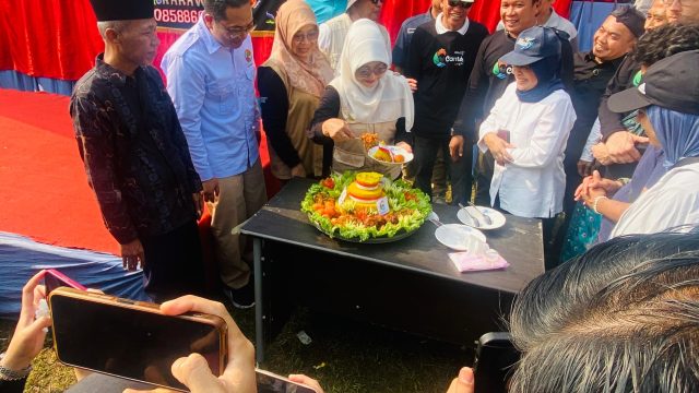 Tasyakura Ruwat Laut Carita Curi Perhatian Wisatawan Manca Negara