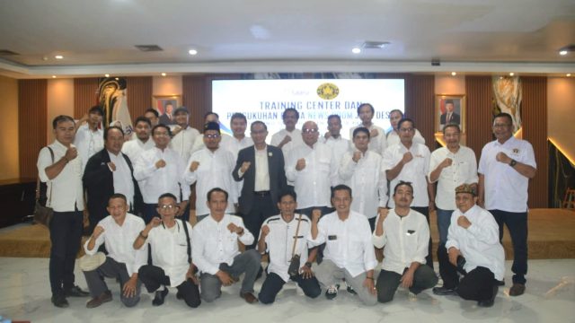 Kukuhkan Pokja Jaga Desa se-Banten, Lesman Bangun Tekankan Pentingnya Pengawasan Publikasi Desa yang Transparan