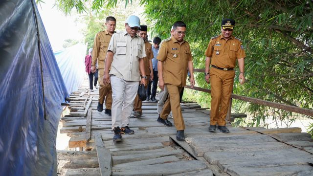 Setelah 25 Tahun Menanti, Jembatan Piano Desa Mekarsari Kabupaten Serang Mulai Dibangun