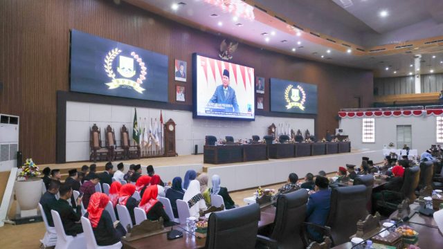 Dengarkan Pidato Kenegaraan Presiden, Gubernur Banten Andra Soni Pastikan Pembangunan Sejalan dengan Pemerintah Pusat