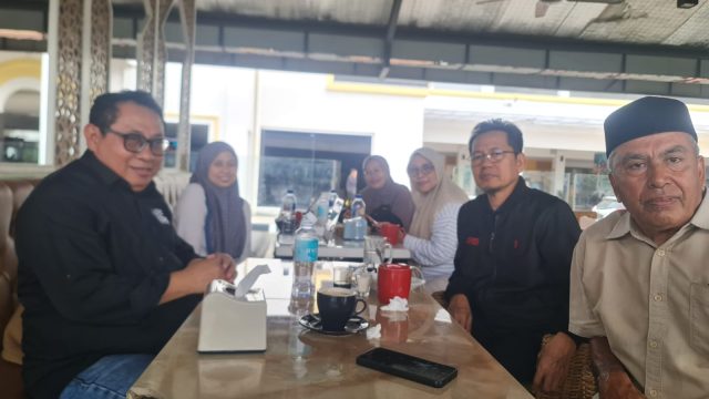 Saat Anak Krakatau Memaksa Ketum SMSI Bertahan di Aceh