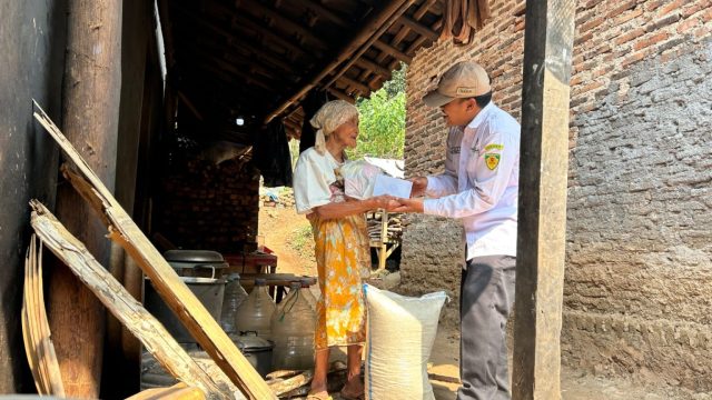 BAZNAS Banten Distribusikan Paket Gizi untuk 277 Lansia di Seluruh Banten