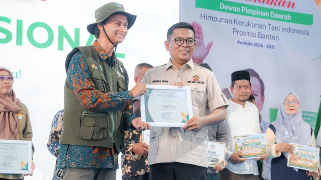Dilantik Jadi Ketua HKTI Banten, Andra Soni Jadikan Kawasan Sitandu Laboratorium Pertanian