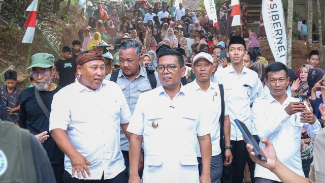 Jembatan Leuwi Kukuk Dibangun Swadaya, Gubernur Banten Andra Soni Apresiasi Gotong Royong Warga